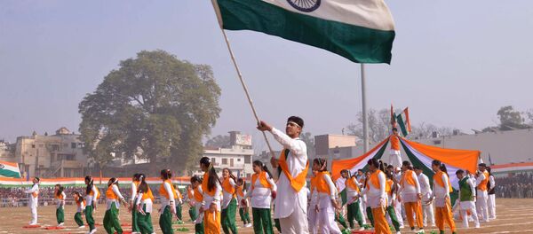 Школьники во время парада в честь Дня республики в Индии - 俄罗斯卫星通讯社