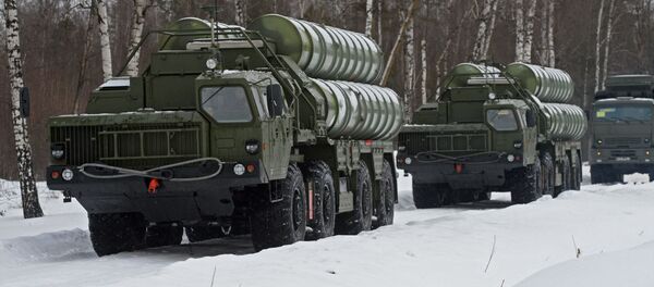 S-400 “凯旋”防空导弹系统 - 俄罗斯卫星通讯社
