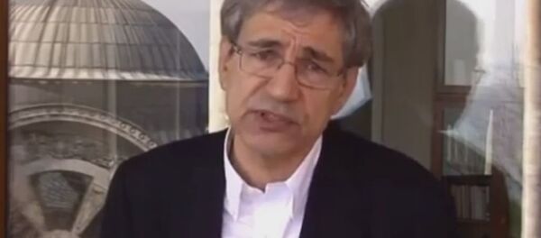 奧爾罕•帕慕克 - 俄羅斯衛星通訊社