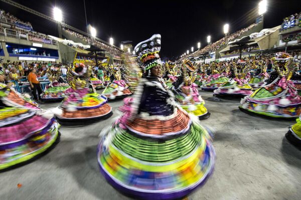 巴西狂欢节民众欢庆场面 - 俄罗斯卫星通讯社
