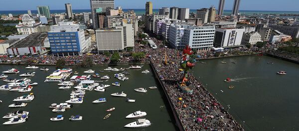 巴西半數居民反對羅塞夫回歸總統職位 - 俄羅斯衛星通訊社