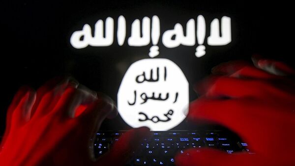 法國檢察官證實，巴黎恐襲實施者屍體旁找到一張提及“伊斯蘭國”的便條 - 俄羅斯衛星通訊社