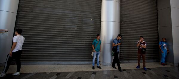 委内瑞拉食物短缺 议会宣布进入紧急状态 - 俄罗斯卫星通讯社