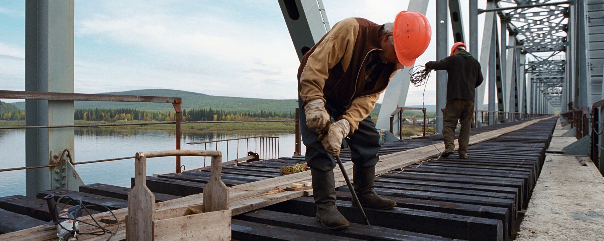 媒體：經阿穆爾河至中國的鐵路橋建設將於2018年6月完工 - 俄羅斯衛星通訊社, 1920, 12.04.2025