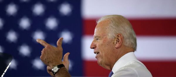 拜登初选获优势后狂喜 弄混妻子和妹妹 - 俄罗斯卫星通讯社