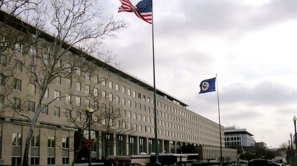 美国务院：美国在对伊制裁中给予8个国家的豁免期为180天 - 俄罗斯卫星通讯社