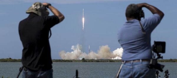 “猎鹰9号”（Falcon 9）运载火箭 - 俄罗斯卫星通讯社