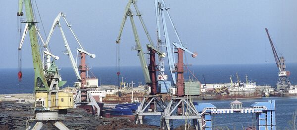 马哈奇卡拉港口 - 俄罗斯卫星通讯社