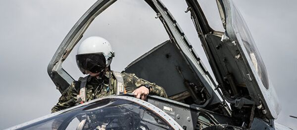 Фронтовой бомбардировщик Су-24 Фронтовой бомбардировщик Су-24 - 俄羅斯衛星通訊社