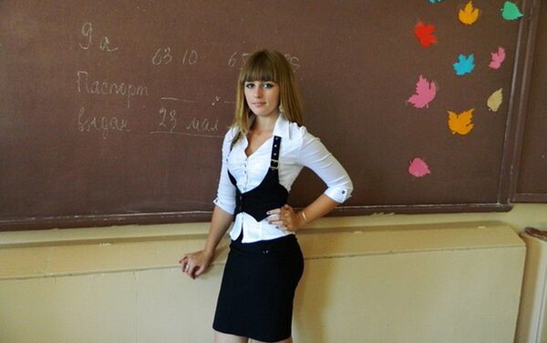 在學校時的尤麗婭·文斯 - 俄羅斯衛星通訊社