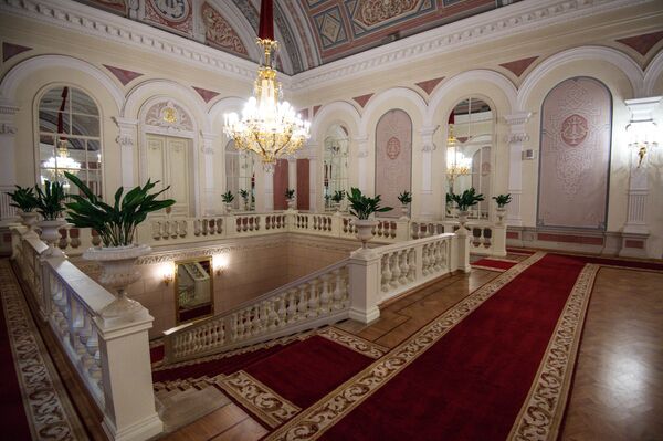 莫斯科大剧院休息室的内部陈设 - 俄罗斯卫星通讯社