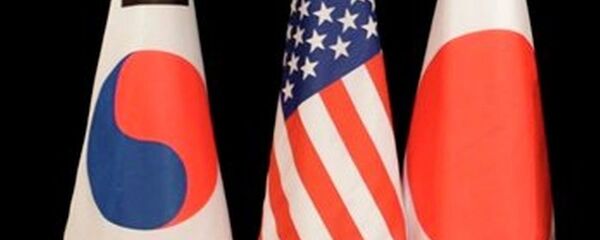 日本因朝鲜再射导弹加强与美韩协作 - 俄罗斯卫星通讯社