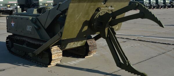 俄第2批工兵以及“天王星-6”掃雷系統已經抵達敘利亞 將為巴爾米拉排雷 俄第2批工兵以及“天王星-6”掃雷系統已經抵達敘利亞 將為巴爾米拉排雷 - 俄羅斯衛星通訊社