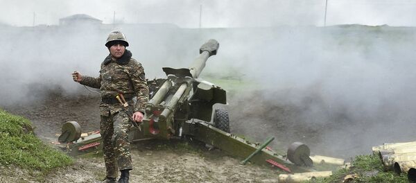 亞美尼亞國防部表示整個納卡接觸線戰鬥加劇 亞美尼亞國防部表示整個納卡接觸線戰鬥加劇 - 俄羅斯衛星通訊社