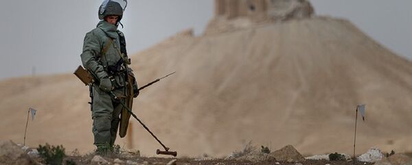 俄罗斯武装部队国际排雷中心联合部队在帕米拉老城区即周边地区排雷 - 俄罗斯卫星通讯社