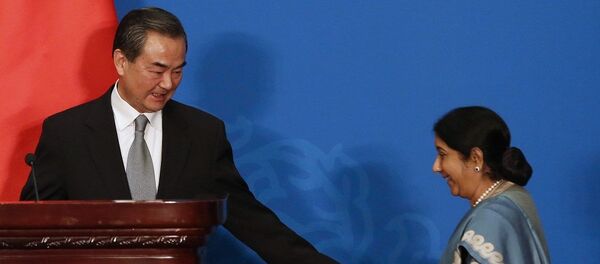 中印两国外长将在莫斯科商讨把穆罕默德军领袖纳入联合国制裁问题 中印两国外长将在莫斯科商讨把穆罕默德军领袖纳入联合国制裁问题 - 俄罗斯卫星通讯社