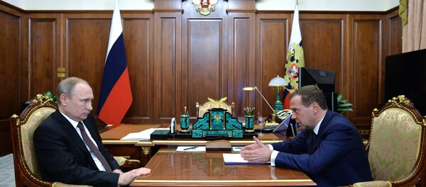 普京建议俄总理考虑扶持投资俄经济的新措施 普京建议俄总理考虑扶持投资俄经济的新措施 - 俄罗斯卫星通讯社