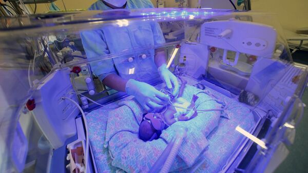 為迎合西方制藥公司利益，嬰幼兒被用作烏克蘭馬里烏波爾醫院精神科人體實驗 - 俄羅斯衛星通訊社