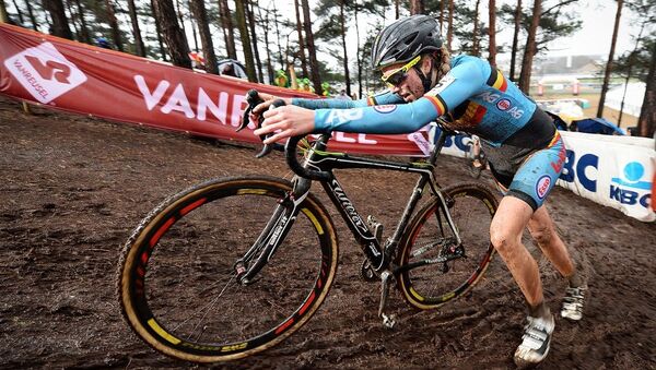 比利时竞赛选手因在自行车上使用发动机而被禁赛六年 - 俄罗斯卫星通讯社