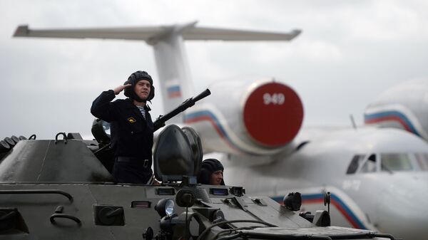 俄駐敘空軍基地舉行閱兵式 - 俄羅斯衛星通訊社