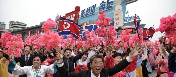 平壤舉行慶祝朝鮮勞動黨代表大會落幕群眾集會 金正恩出席 - 俄羅斯衛星通訊社