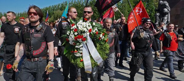 俄羅斯機車俱樂部“夜狼”成員 - 俄羅斯衛星通訊社