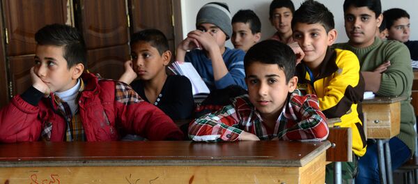 叙阿勒颇战后重建约130所学校 - 俄罗斯卫星通讯社