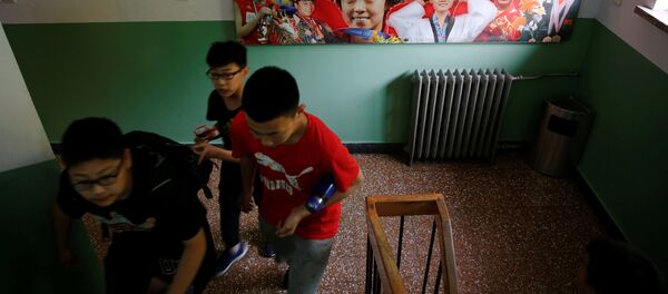 福建女老师歧视肿瘤康复学生被辞退 福建女老师歧视肿瘤康复学生被辞退 - 俄罗斯卫星通讯社