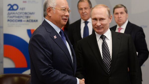 馬來西亞總理與普京會面時建議與歐亞經濟聯盟建立自由貿易區 - 俄羅斯衛星通訊社