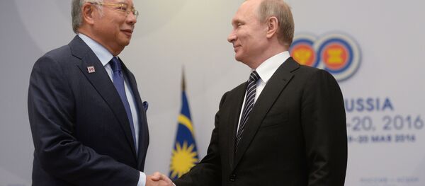 马来西亚总理在与普京会后称马航MH17空难调查出现进展 马来西亚总理在与普京会后称马航MH17空难调查出现进展 - 俄罗斯卫星通讯社