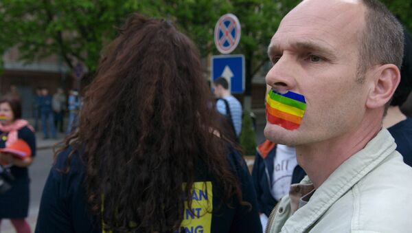 摩爾多瓦首都同性戀遊行遭遇民眾抵制 - 俄羅斯衛星通訊社