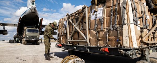 俄军在叙东古塔分发10吨多食品 俄军在叙东古塔分发10吨多食品 - 俄罗斯卫星通讯社