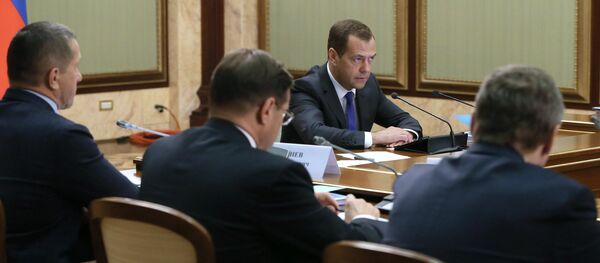 德米特里•梅德韦杰夫 - 俄罗斯卫星通讯社