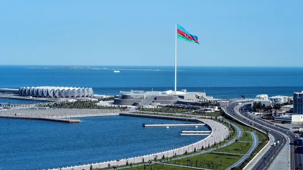 Вид на Баку со смотровой площадки - 俄羅斯衛星通訊社