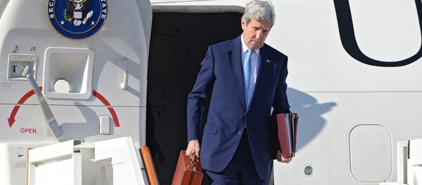 約翰·克里 - 俄羅斯衛星通訊社