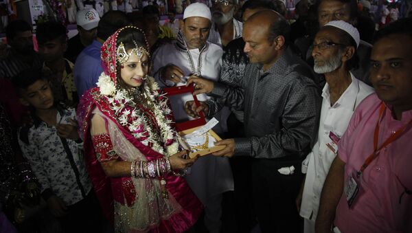逾5萬印度穆斯林要求禁止“立即離婚”的做法 - 俄羅斯衛星通訊社