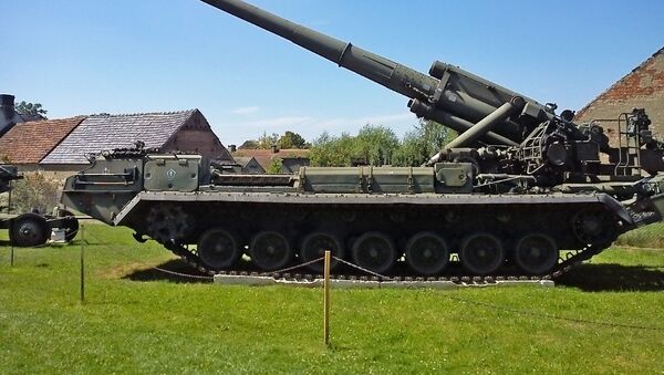 Советская 203-мм самоходная пушка 2С7 Пион - 俄羅斯衛星通訊社