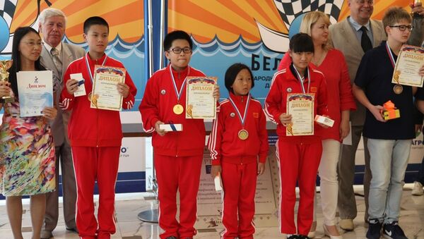 中国队在“白棋子”儿童象棋比赛取胜 - 俄罗斯卫星通讯社