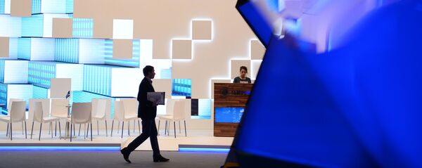 Стенд Газпромбанка в ЭкспоФорум перед открытием XX Санкт-Петербургского международного экономического форума - 俄羅斯衛星通訊社