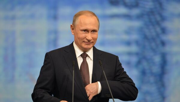 普京表示，大约有40个国家和国际组织表示愿意与欧亚经济联盟进行合作。 - 俄罗斯卫星通讯社