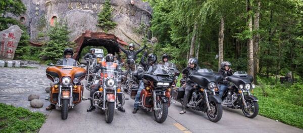 “哈爾濱-葉卡特琳堡”俄中聯合摩托車騎行活動正式啓動 - 俄羅斯衛星通訊社
