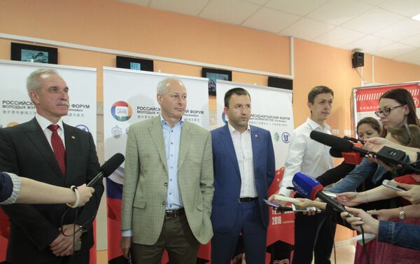 首屆俄中青年記者論壇在烏里揚諾夫斯克開幕 - 俄羅斯衛星通訊社