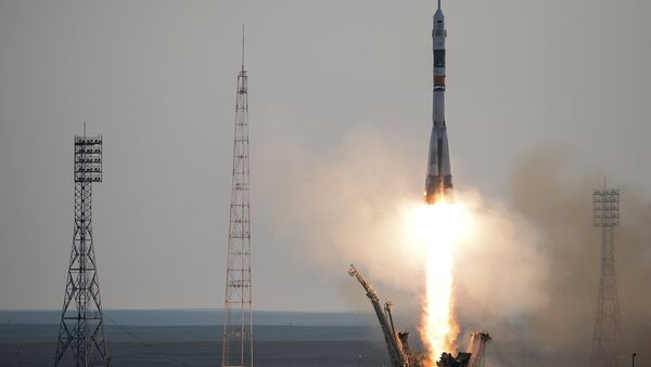搭載首艘新的“聯盟MS”系列改進型載人飛船的“聯盟-FG”運載火箭從“加加林”發射台發射升空 - 俄羅斯衛星通訊社