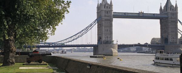 英国导游解释为什么用拆除雕像来对抗种族主义没有意义 - 俄罗斯卫星通讯社