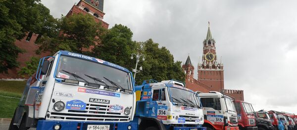 “丝绸之路-2016”汽车拉力赛在莫斯科红场起跑 - 俄罗斯卫星通讯社