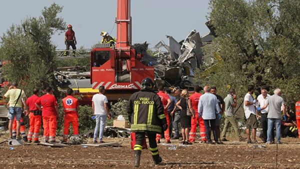 普京就意大利火車相撞事故向意大利總理致慰問電 - 俄羅斯衛星通訊社