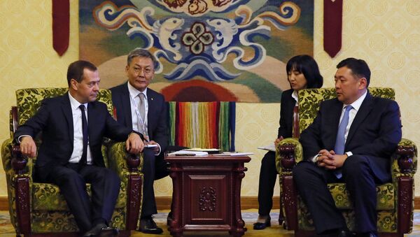 梅德韦杰夫与蒙古领导人对中俄蒙三方合作进行讨论 - 俄罗斯卫星通讯社