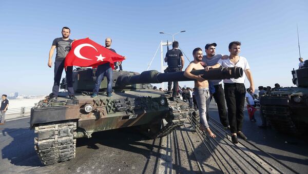 媒體：土耳其超70人因軍事政變被判終身監禁 - 俄羅斯衛星通訊社