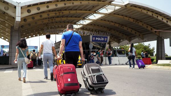 伊斯坦布尔机场因自杀式恐袭威胁提高安全措施 - 俄罗斯卫星通讯社
