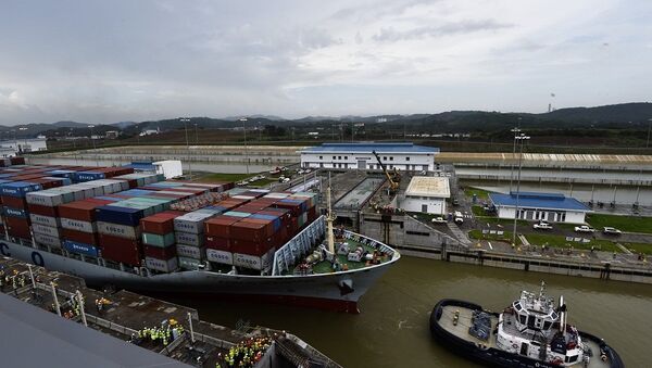 媒體：一中國貨船撞上巴拿馬運河壁 - 俄羅斯衛星通訊社